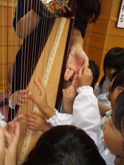 ハープ演奏会⑯