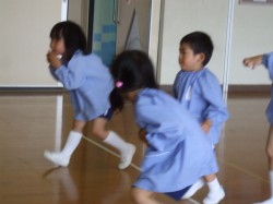 リトミック　リス