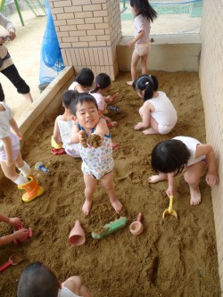 泥んこあそび②