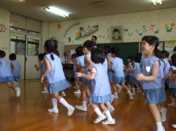 カードに向かって移動！