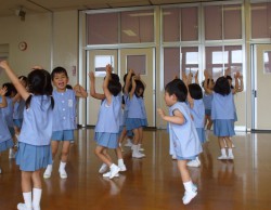 うさぎになってピョンピョン①