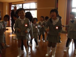 お友だちとすりすり。。