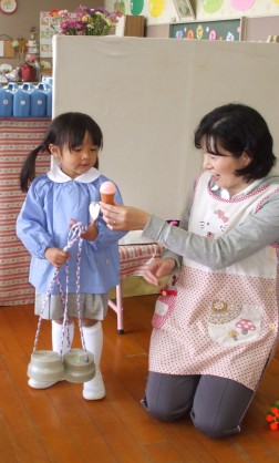 涙もかわいて、遊び始めました