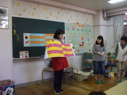 パピークラブ　「今日は大きなこいのぼりを作ります！」