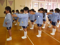 まっすぐに並ぶのも・・・