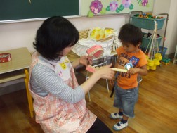 パピークラブ　大きな歯をみがいてみました③