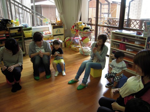 パピークラブ　親子で椅子とりゲーム