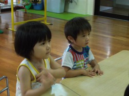 パピークラブ　一生懸命聞いています！