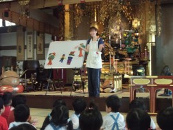 いろんなお客さんがやってきましたよ