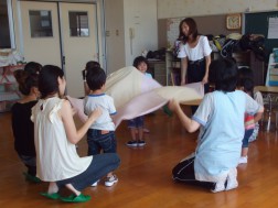パピークラブ　次は大きい布で。