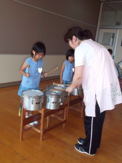 初めての楽器は個別の練習も