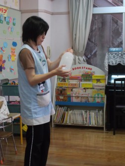 透明の水が・・・白くなった！？