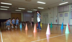 笛の合図で、スタート！