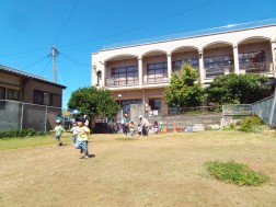 パピー　笛の合図で走ります！