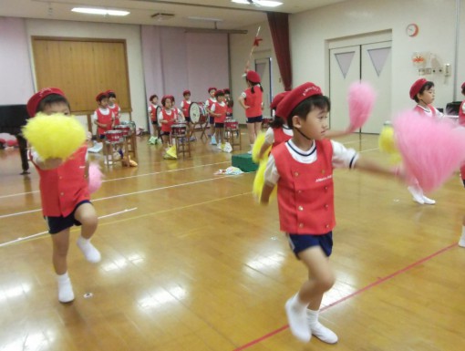 オープニング　鼓隊