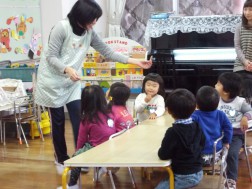 パピー　みんなで「アム、アム」