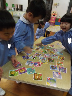 年中　カルタ大会