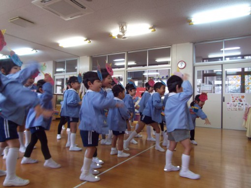まずは部屋の中で