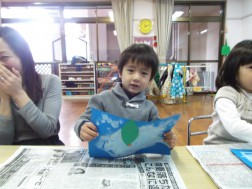 パピー　目と見をつけて、「できたよ！」