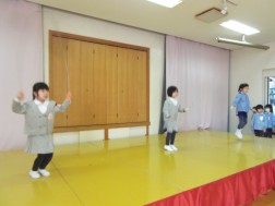 なわとび