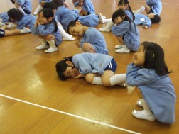♪お布団敷いて～