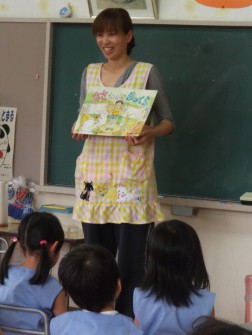 今日は時計を作ります