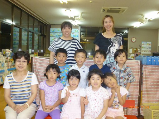 パジャマに着替えて、記念撮影
