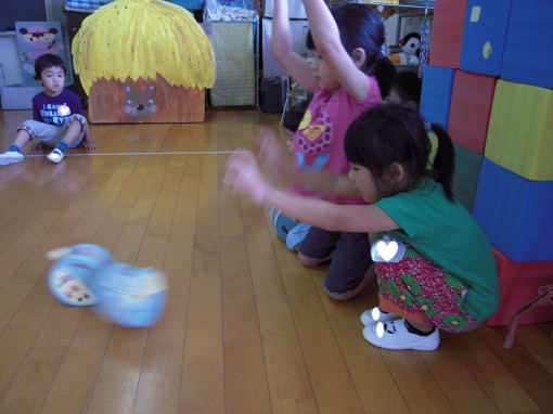 真っすぐ進まない“ふなっしー”