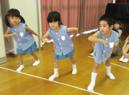 まずは年長　「位置について・・・」