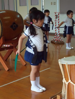 最後にはっぴを投げ上げます②