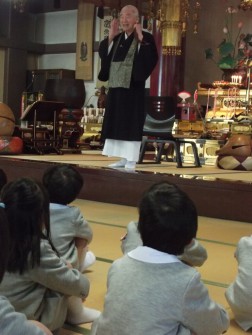 理事長先生のお話「月とうさぎ」