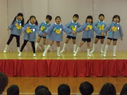 年長児合唱　♪たいせつなともだち