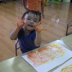 パピー　指絵の具あそび⑦