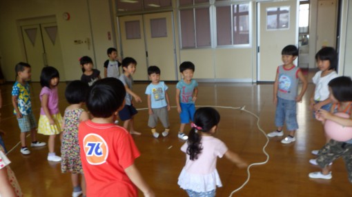 転がしドッジボール①