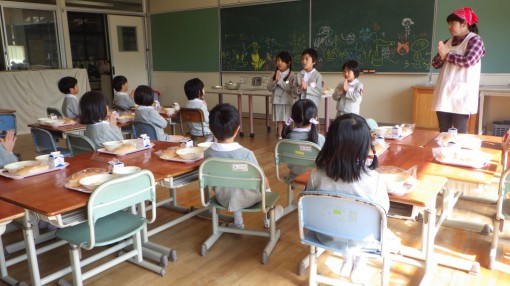 学校給食試食体験