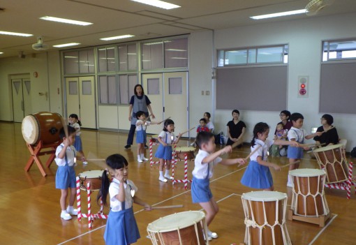 懇談会和太鼓披露③