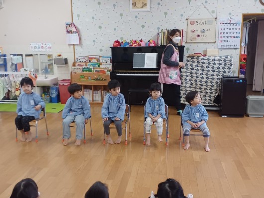 ピッパラ保育園 | 節分、12月・1月生まれの誕生会
